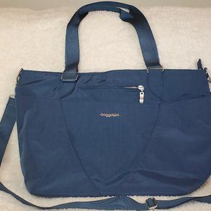 baggallini Avenue Tote